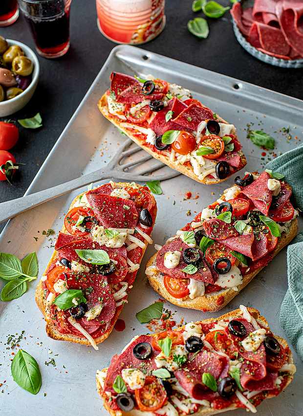 Billie Green Veganes Pizza Baguette